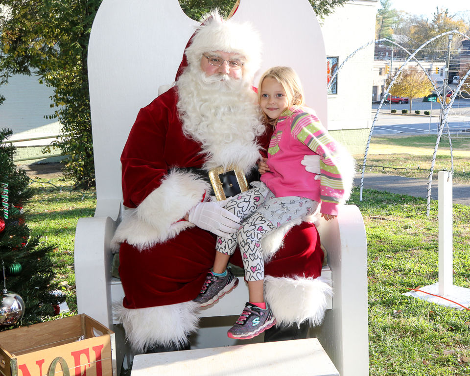 Winter Carnival _ Santa 11-24-19-8470.JPG